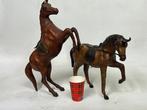 Beeldje - vintage paarden leder (2) - Leder