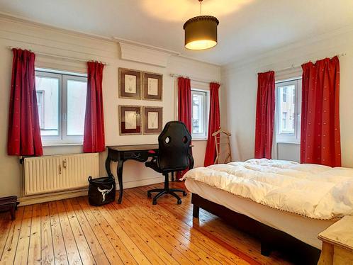 Appartement aan Rue Philippe de Champagne, Brussels, Immo, Appartementen en Studio's te huur, 50 m² of meer