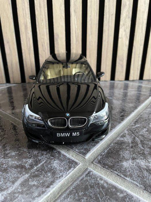 Otto Mobile 1:18 - Modelauto - BMW M5 Touring (E61), Hobby en Vrije tijd, Modelauto's | 1:5 tot 1:12