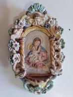 Wijwatervat - Ceramica Salernitana - 20e eeuw - Madonna met, Antiek en Kunst