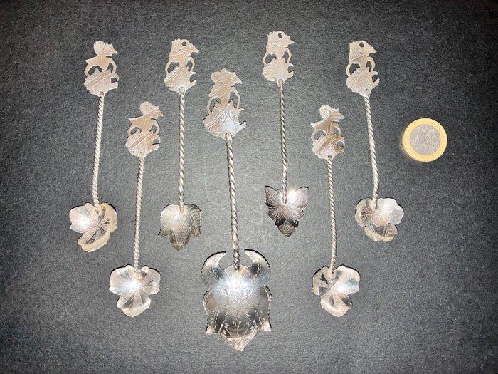 Lepel (7) - .800 zilver - weergabebord – Batavia, Antiek en Kunst, Antiek | Zilver en Goud