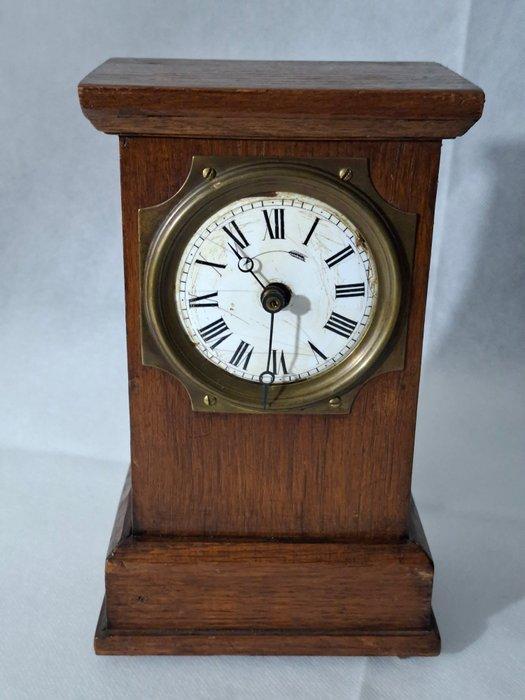 Réveil (2) - Bois - 1950-1960 - Économiser montre et réveil, Antiek en Kunst, Antiek | Klokken