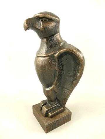 Figure - **STANDING EAGLE  ** - Métal bronzé-34 cm-4,4