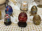 Themacollectie - Collectie van 16 kunstzachte eieren in, Antiek en Kunst