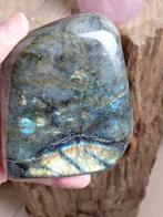 Rozenkwarts & Labradoriet edelsteen sculpturen met flash-, Verzamelen, Mineralen en Fossielen