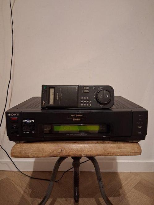Sony SLV-E1000 met 6 nieuwe videobanden Videorecorder, Verzamelen, Foto-apparatuur en Filmapparatuur