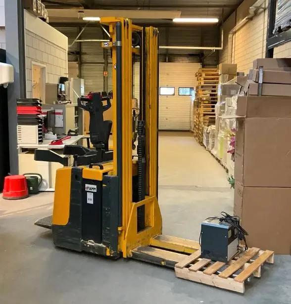 Jungheinrich Stapelaar 6500uren en 520cm hefhoogte (Diverse), Zakelijke goederen, Machines en Bouw | Heftrucks en Intern transport