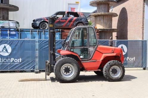 Veiling: Ruw-terreinheftruck Manitou M30-4 Turbo Diesel 3000, Zakelijke goederen, Machines en Bouw | Heftrucks en Intern transport