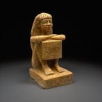 Replica van het oude Egyptisch Zittende schrijversbeeld met, Antiek en Kunst