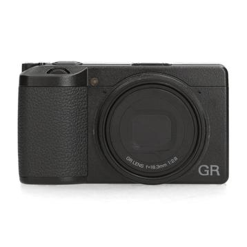 Ricoh GR III HDF beschikbaar voor biedingen