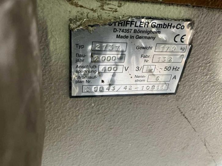 Online veiling - 2000 Striffler 2737 zaagmachine, Zakelijke goederen, Machines en Bouw | Metaalbewerking, Ophalen