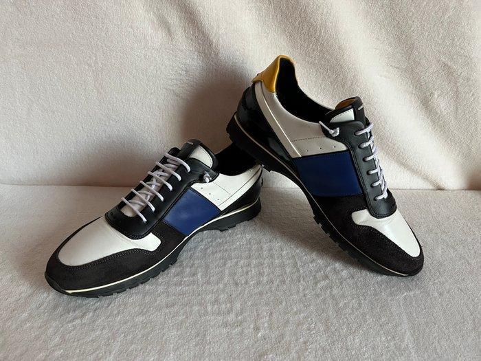Fendi - Chaussures à lacets - Taille : EU 41, Kleding | Heren, Schoenen