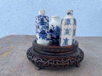 Bouteille de tabac à priser (3) - Porcelaine