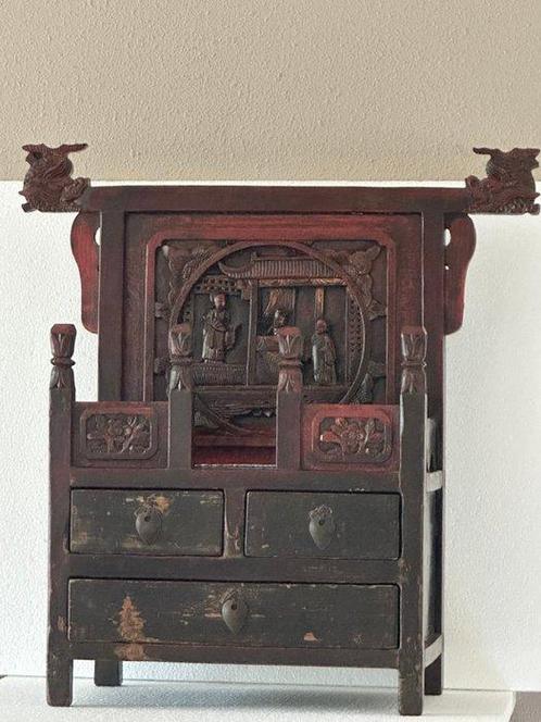 Kast - Hout / Rozenhout / kamferhout , metaal / brons enz -, Antiek en Kunst, Antiek | Overige Antiek