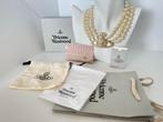 Vivienne Westwood - drierijige kunstmatige parels - Choker