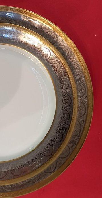 Jean Louis Coquet - Tafelservies (19) - Odiot - Porselein, Antiek en Kunst