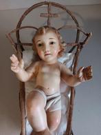 Jezus-kindje in de kribbe - 29 cm - Vintage - Gips, Hout,, Antiek en Kunst