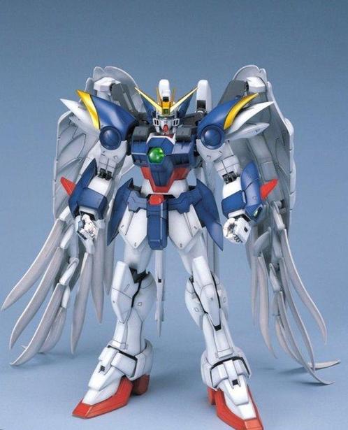 Bandai - Perfect Grade - Robot Gundam Wings Custom - 2000-à, Antiek en Kunst, Antiek | Overige Antiek