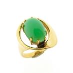 Gouden ring met chrysopraas (vintage ring, vintage), Handtassen en Accessoires, Ringen, 18 tot 19, Gebruikt, Overige kleuren, Ophalen of Verzenden