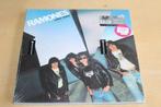 Ramones - Leave Home - Deluxe Edition LP/3CD - LP Box set -, Cd's en Dvd's, Vinyl Singles, Nieuw in verpakking