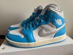 Air Jordan - Air Jordan 1 Mid - Sneakers - Maat: EU 41