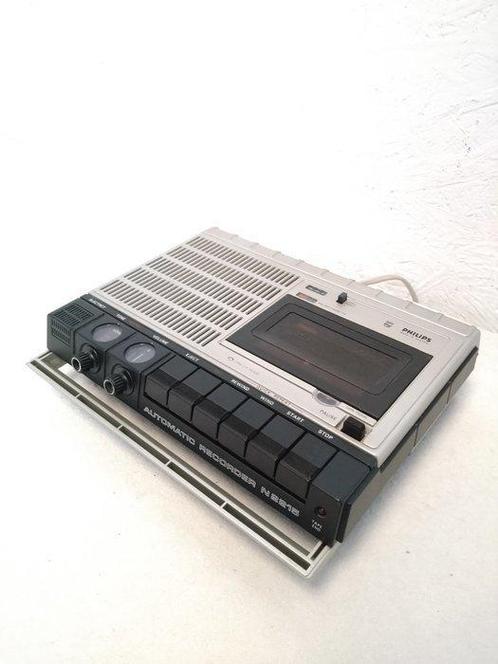 ② Philips - N2215 - Lecteur de cassette portable — Radios — 2ememain