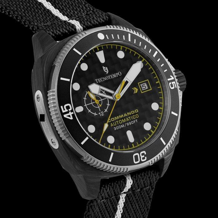Tecnotempo - Commando - Forged Carbon & Titanium -, Handtassen en Accessoires, Horloges | Heren