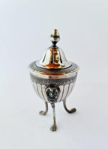 Urne - urne ancien en argenté plaqué avec couvercle – design