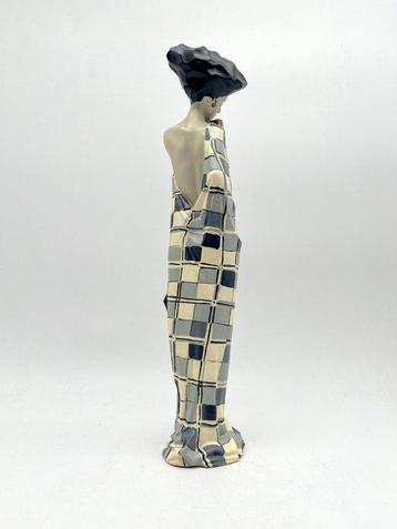 Figure - Schiele - Modernist statue - Résine