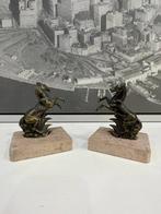 Art Decò - Boekensteunen (2) - Marmer, Régule - Set van 2, Antiek en Kunst