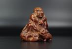Luohan and lion carving - Signed - Bamboe - China - Qing