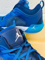 Air Jordan - 37 Low Carbon Fraternity P45,5 - Sneakers -