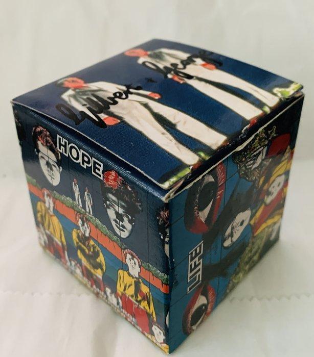 Rubiks - Gilbert & George - sculptuur, Hope Fear Life. - 6, Antiquités & Art, Antiquités | Autres Antiquités