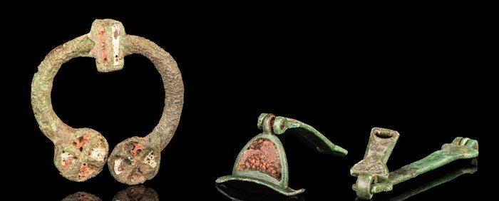 Keltisch Keltisch, Ijzertijd, zeldzame geëmailleerde broche, Antiek en Kunst, Antiek | Overige Antiek