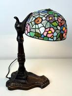 Tafellamp - Tiffany stijl “spider web lamp - glas in lood, Antiek en Kunst