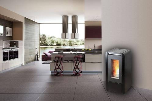 Pelletkachel Extrastove Baby 6 kW Winterofen kleine kachel, Huis en Inrichting, Kachels, Pelletkachel, Hout, Nieuw, Vrijstaand