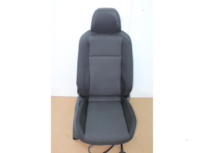 Stoel rechts Volkswagen Polo O76701, Auto-onderdelen, Interieur en Bekleding