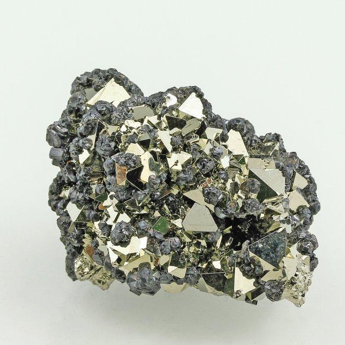 Cristaux de pyrite octaédriques brillants avec sphalérite et, Collections, Minéraux & Fossiles