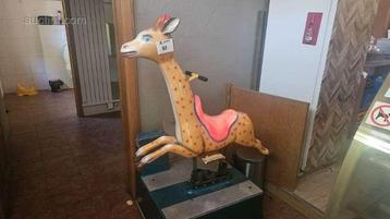 elektrisch speeltuig bambi beschikbaar voor biedingen