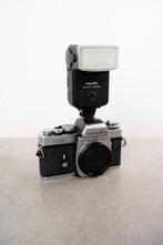 Minolta XE + 132X flash Single lens reflex camera (SLR)