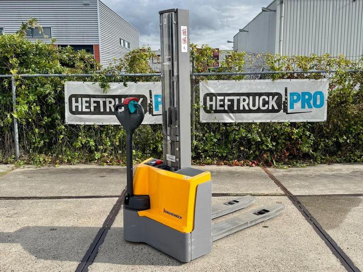 Jungheinrich EJC M10 154 cm (2017) compacte stapelaar +VIDEO, Zakelijke goederen, Machines en Bouw | Heftrucks en Intern transport