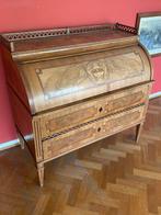 Bureau cylindre - Noyer, Et marqueterie de divers bois -