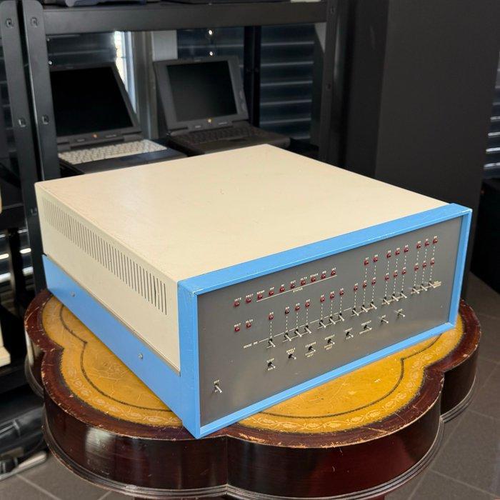 RARE MITS Altair 8800 Computer FIRST Personal Computer -, Games en Spelcomputers, Spelcomputers | Overige Accessoires