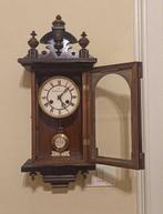 Pendule à balancier - Bois, Laiton - 1880-1920