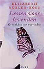 Lessen voor levenden 9789026316739 Elisabeth Kubler-Ross, Boeken, Verzenden, Gelezen, Elisabeth Kubler-Ross