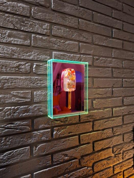 ELEMENTAL - Neon Ice Cream - Mirror edition, Antiek en Kunst, Kunst | Designobjecten