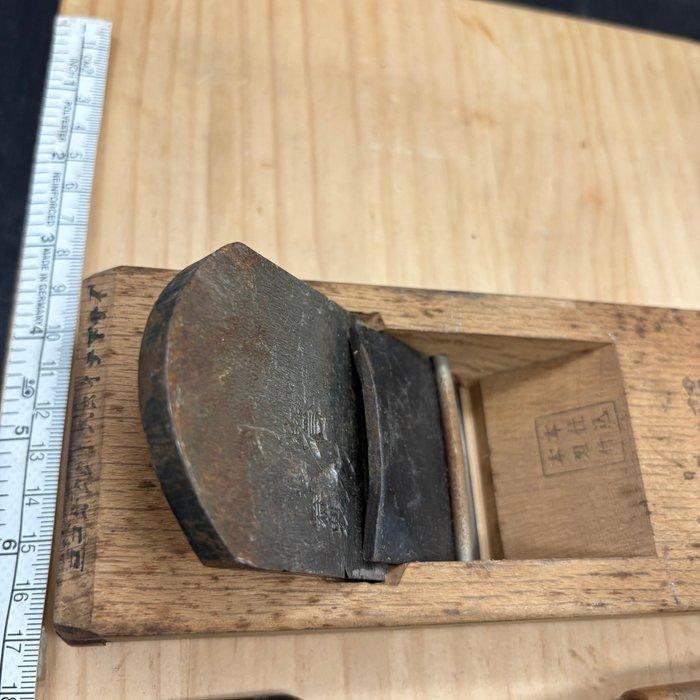 Vintage Japans timmermansgereedschapset YC54 –, Antiek en Kunst, Antiek | Wandborden en Tegels