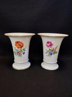 Meissen - Vase (2) -  Lot de 2 vases entonnoir/vases, Antiek en Kunst