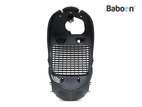 Radiateurkap Piaggio | Vespa Beverly 350 2013-2016 IE Sport, Motoren, Onderdelen | Overige, Gebruikt, Verzenden