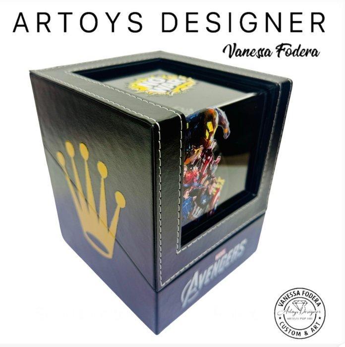 Vanessa Fodera (1981) - AVENGERS vs ROLEX / TIME IS MONEY -, Antiquités & Art, Art | Objets design